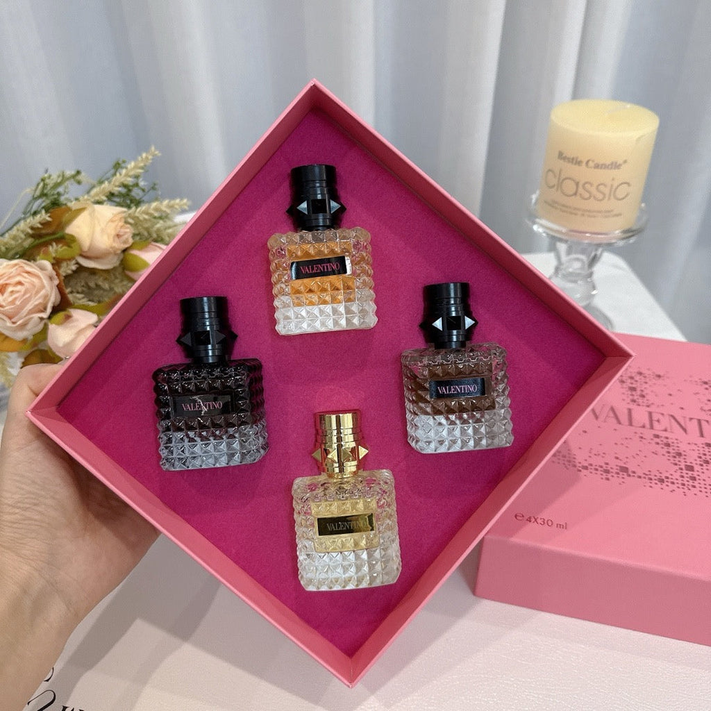 Valentino Donna Perfume Gift Set For Her