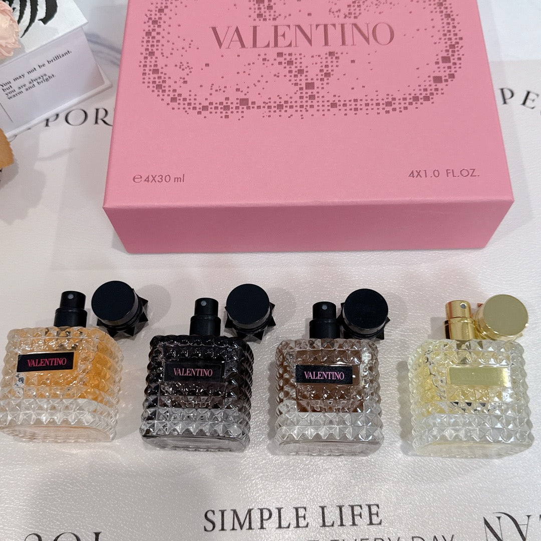 Valentino Donna Perfume Gift Set For Her